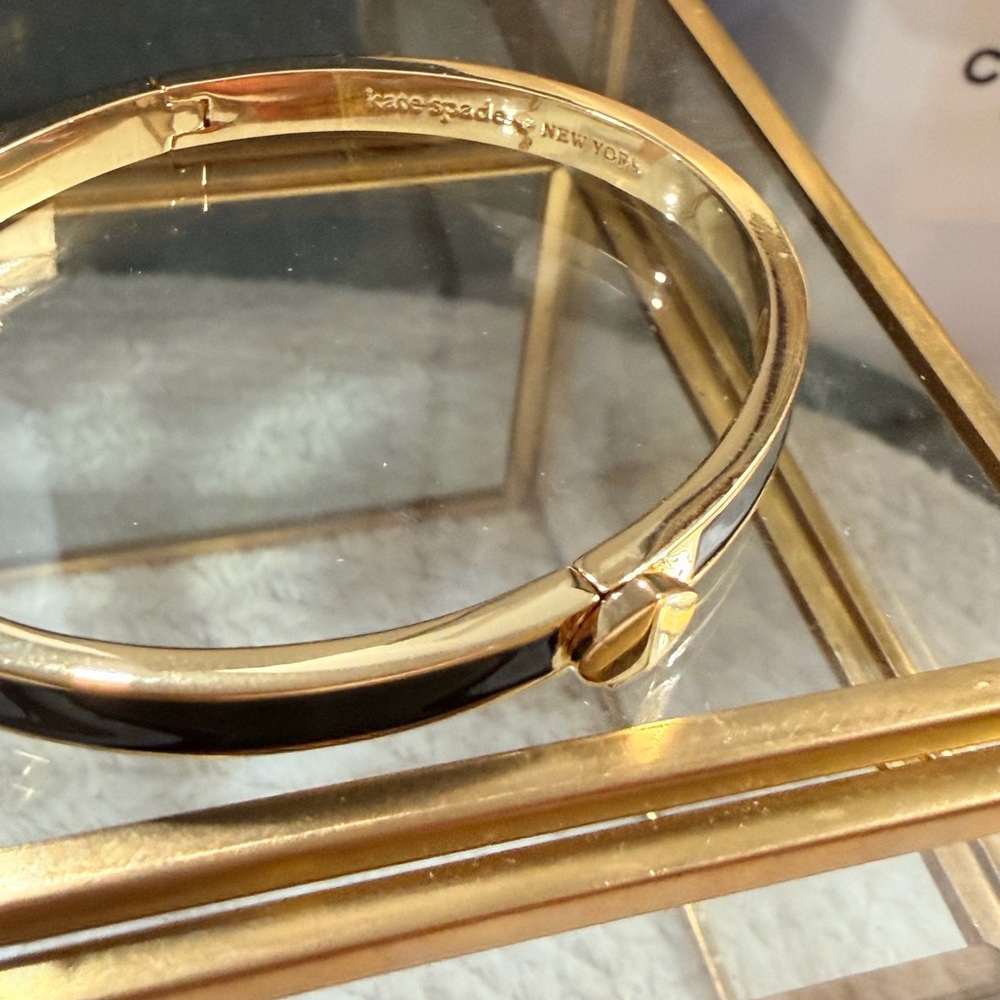 Kate Spade Gold Toned & Black Enamel Bangle Bracelet - NWT - Picture 3 of 11